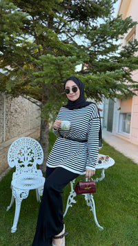 Siyah Yırtmaç Detaylı Modal Pantolon-1003
