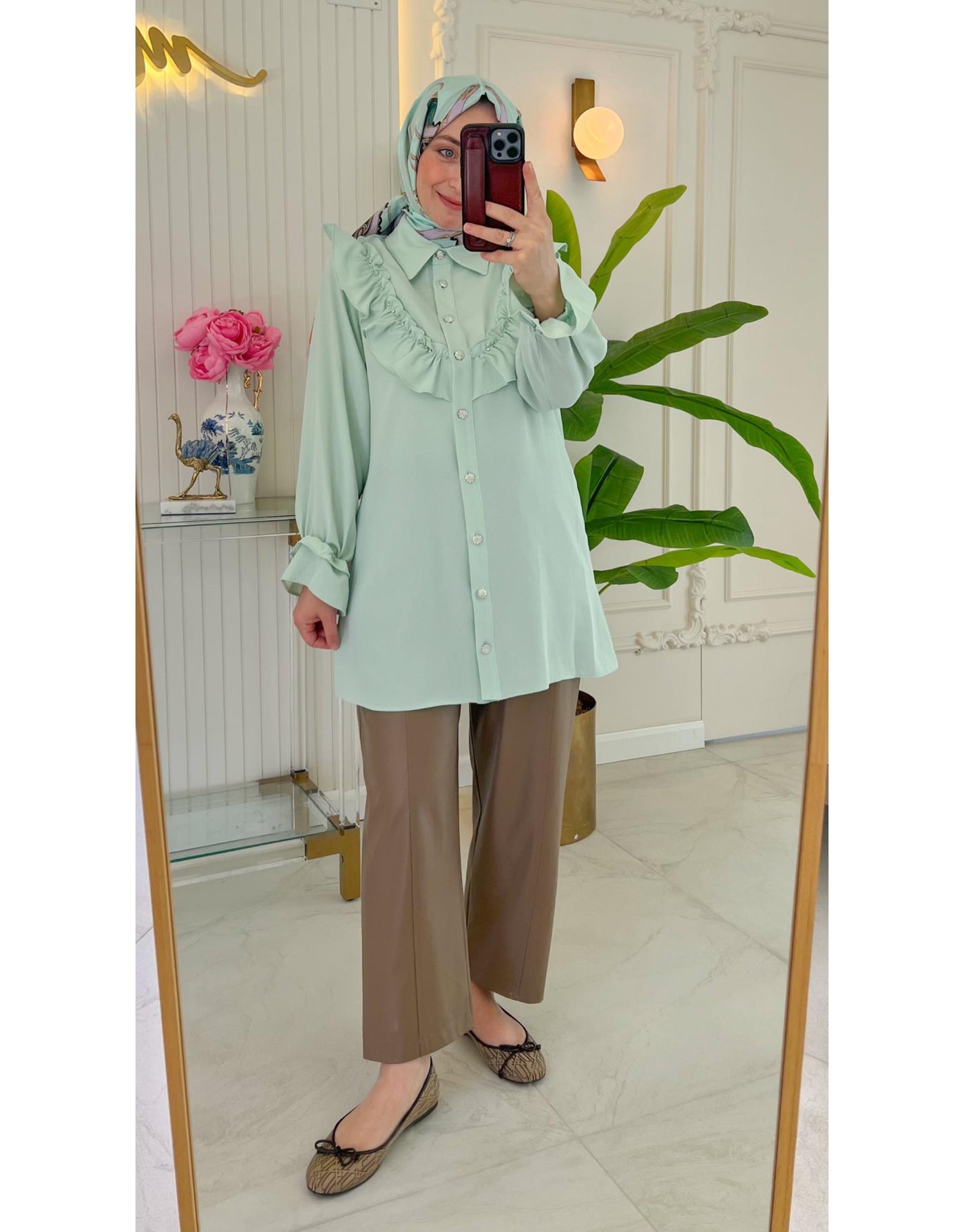 Mint 314 Ruffle Taş Yaka Gömlek