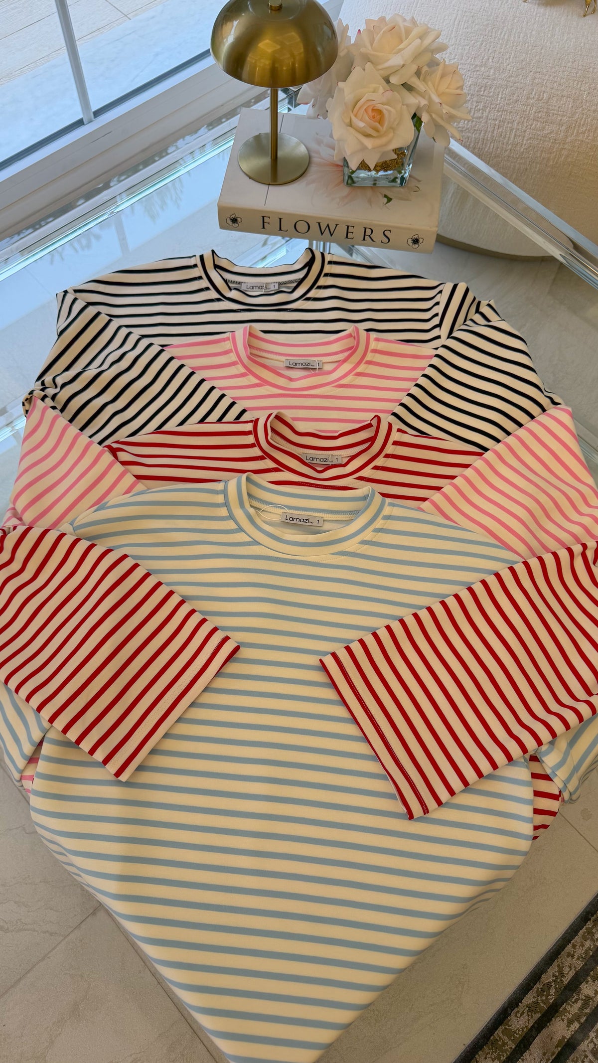 Kırmızı Çizgi Detay Sweat