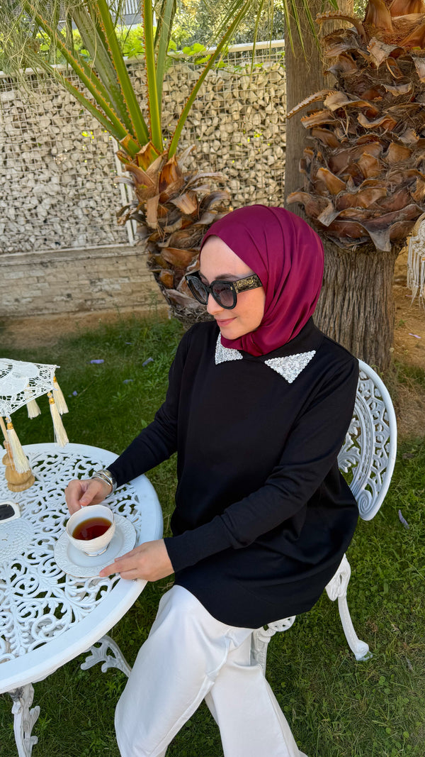 Siyah Dantel Ve İnci Yaka Triko-320