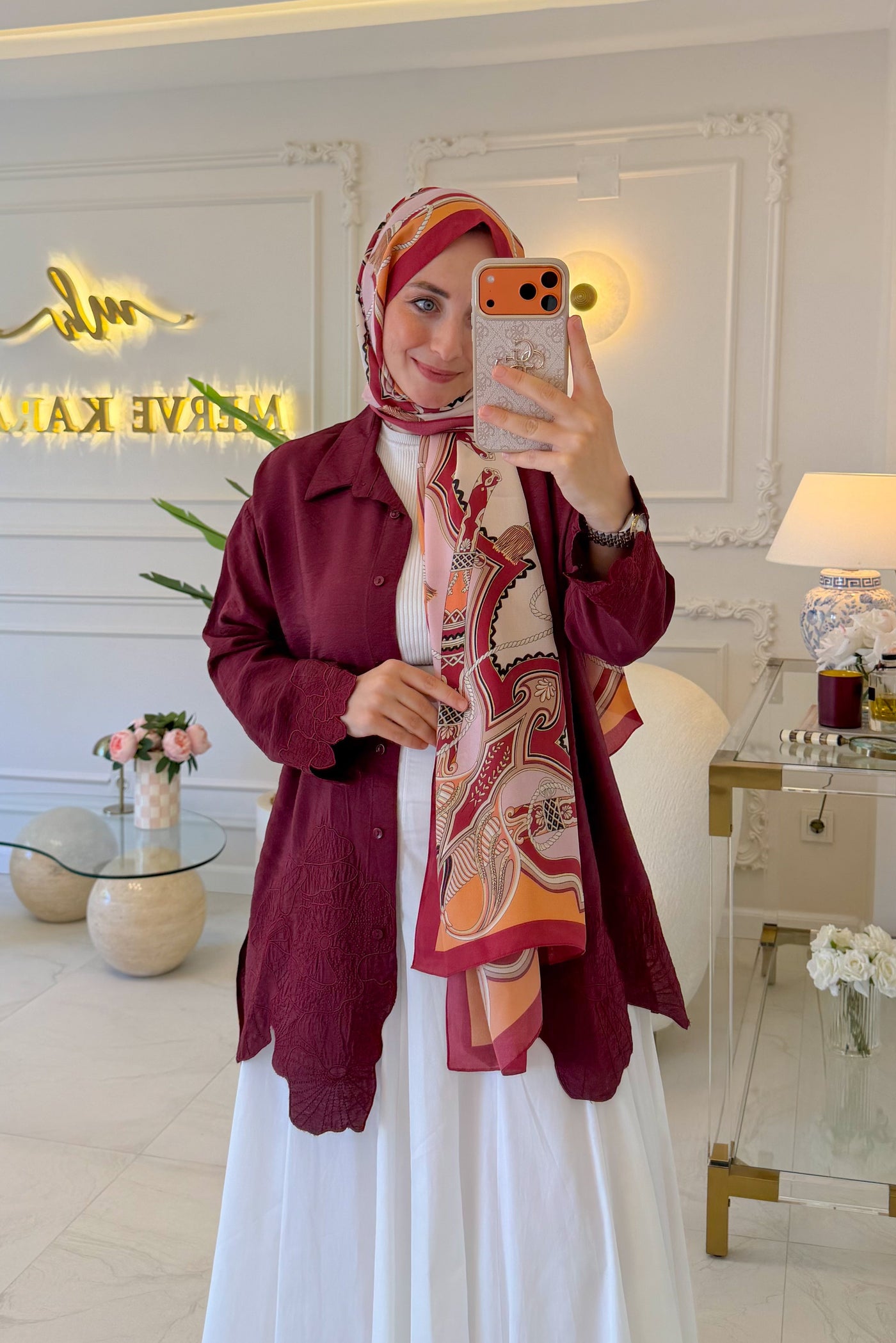 BORDO KUĞU GÜPÜRLÜ GÖMLEK