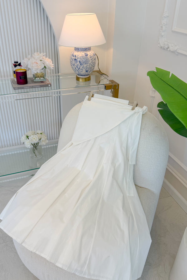 Beyaz Seyyar Bağlamalı Etek-1142
