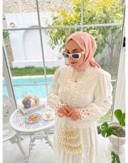 beyaz güpür detaylı ikili takım 3