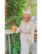 krem delik işi kemerli triko elbise 2