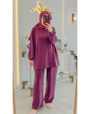 bordo gülen yüz logolu takım 2