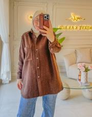 kahve pullu tüvit taş düğmeli gömlek