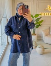 lacivert pullu tüvit taş düğmeli gömlek